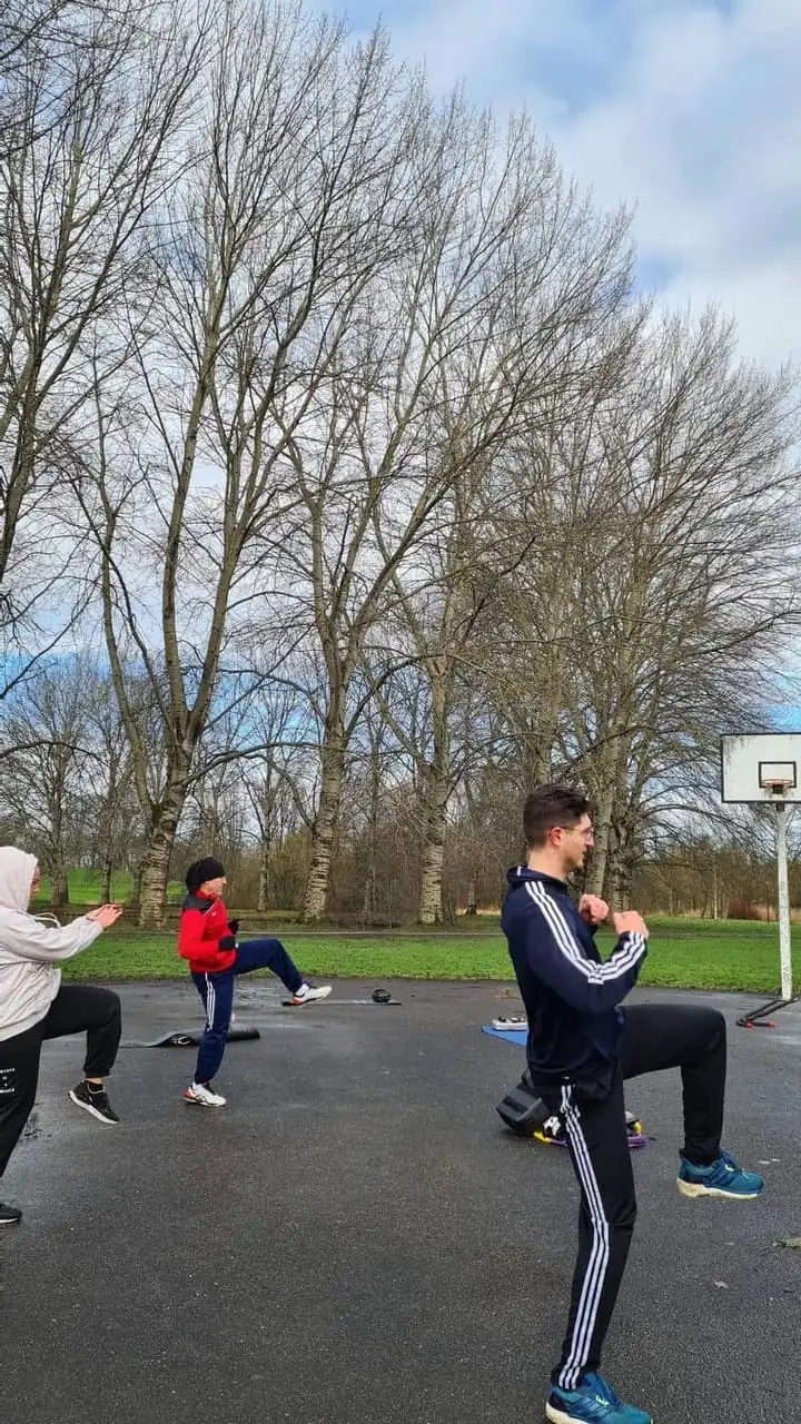 Groepstraining buiten — ERAS Sport